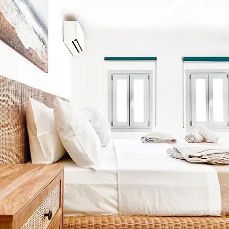 Laguna Blue Vila